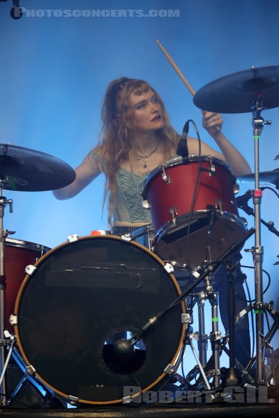 L.A. WITCH - 2023-05-28 - ANGERS - Le Chabada - Scene Reverberation - Ellie English
